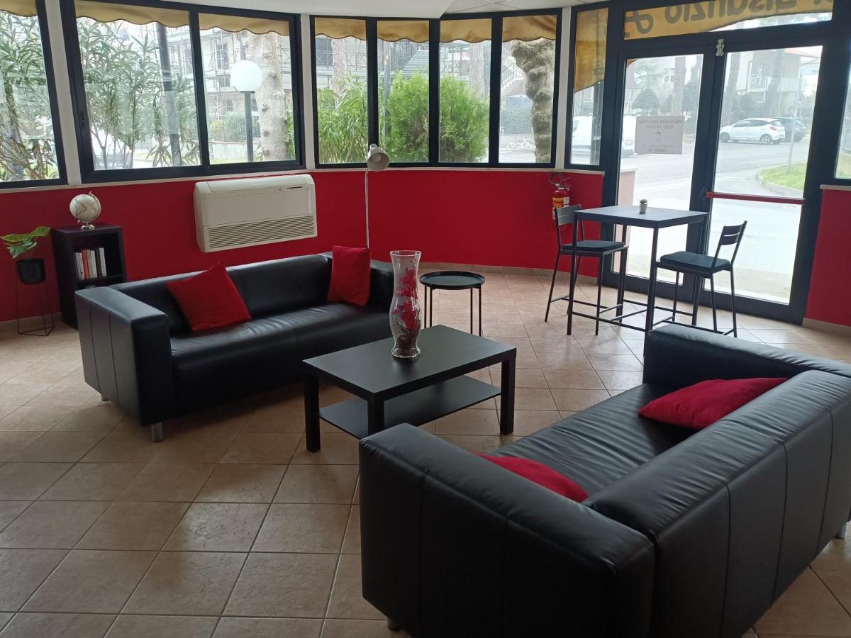 Hotel La Torre Τσέρβια Εξωτερικό φωτογραφία