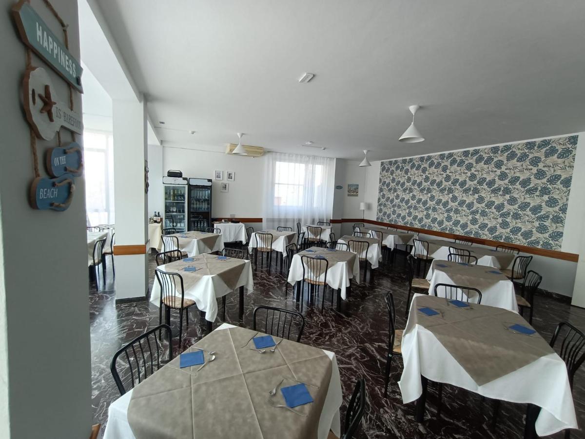 Hotel La Torre Τσέρβια Εξωτερικό φωτογραφία